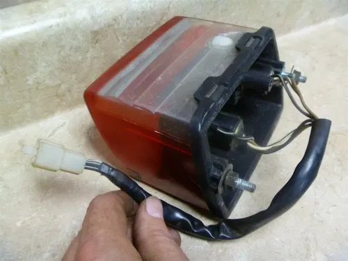 Suzuki 500 GS GS500-E GS 500 Used Rear Tail Light Unit 1992 #SB4