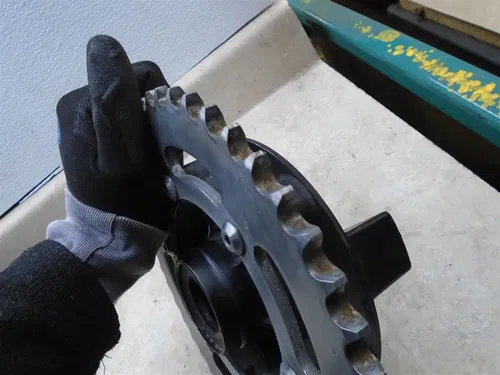 Yamaha 600 FZ FZ600 Rear Wheel Sprocket Hub 1985 YB287