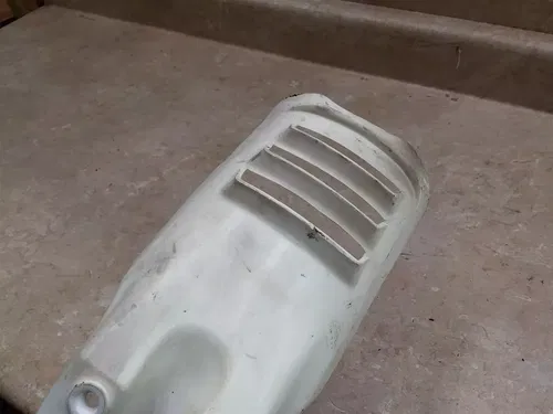 Yamaha 600 TT600 CACKED Front Fender 1984 ANX B213