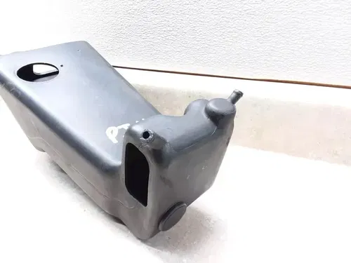 1988 Kawasaki VN 1500 Vulcan VN1500-A2 Air Box Surge Tank Duct #14073-1297 PJ-11