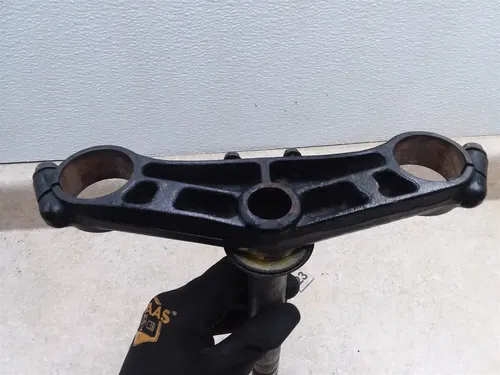 Honda CBR1100-XX CBR1100XX Blackbird Steering Stem 2000 # ANX B154