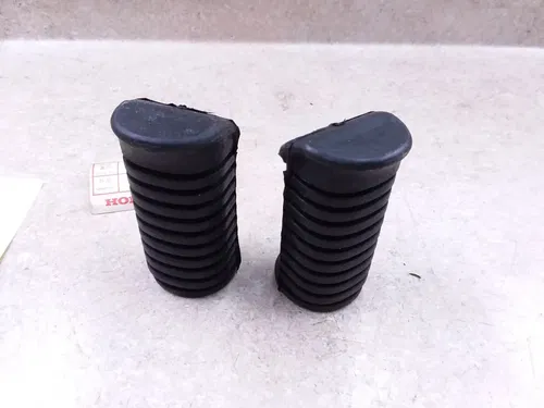 50661-312-000 Vintage NOS Honda 350 SL350 Front Footpeg Rubber Pair #41 ANX-C1
