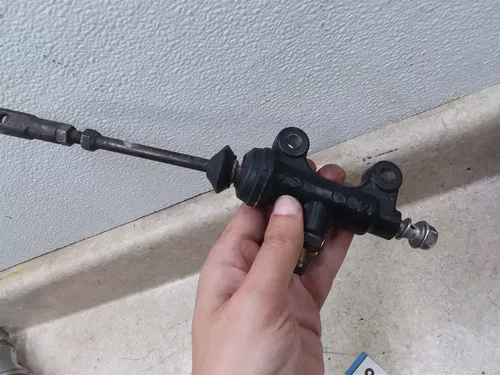 Suzuki 850 GS850-GL None Working Rear Brake Master Cylinder 1981 1982 91 ANX C50
