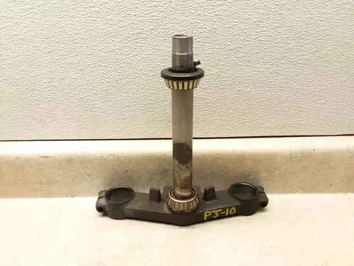 1982 Kawasaki KZ 750 KZ750-N Spectre Steering Stem Triple Fork Clamp PJ-10