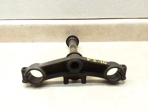 1982 Kawasaki KZ 750 KZ750-N Spectre Steering Stem Triple Fork Clamp PJ-10