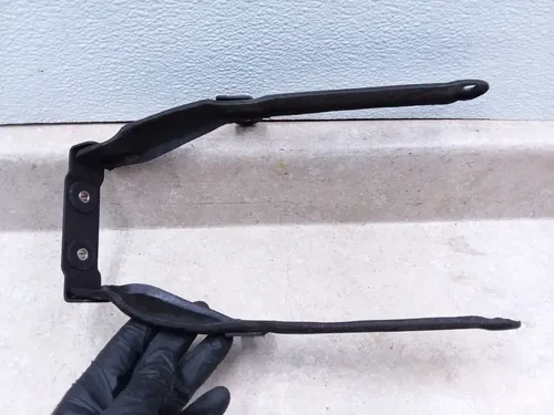Suzuki 750 GS GS750 GS750E Rear Frame Fender Support Bracket 1980 ANX-C37