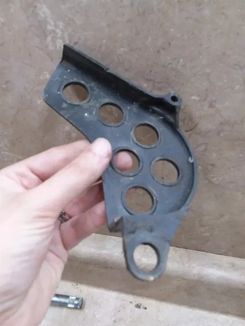 Yamaha IT490 Engine Sprocket Chain Cover 1983 1984 #14 ARP E22