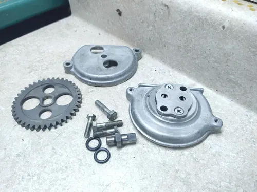Honda 100 SL SL100 K2 Engine Oil Pump 1972 ANX