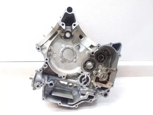 2006 Suzuki V-Strom DL-1000 Right Engine Case Crankcase Half PJ-12
