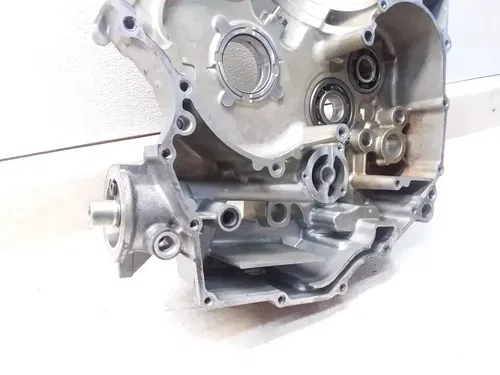 2006 Suzuki V-Strom DL-1000 Right Engine Case Crankcase Half PJ-12