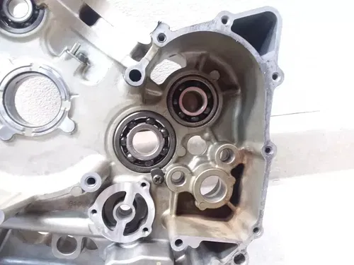 2006 Suzuki V-Strom DL-1000 Right Engine Case Crankcase Half PJ-12