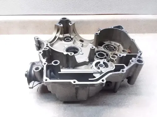 2006 Suzuki V-Strom DL-1000 Right Engine Case Crankcase Half PJ-12