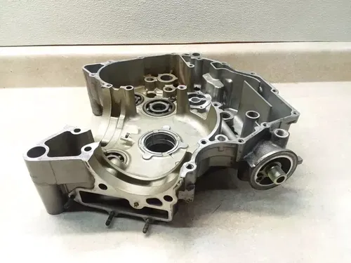 2006 Suzuki V-Strom DL-1000 Right Engine Case Crankcase Half PJ-12