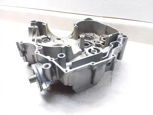 2006 Suzuki V-Strom DL-1000 Right Engine Case Crankcase Half PJ-12