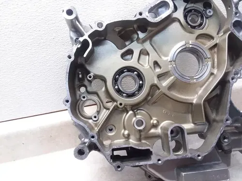 2006 Suzuki V-Strom DL-1000 Right Engine Case Crankcase Half PJ-12