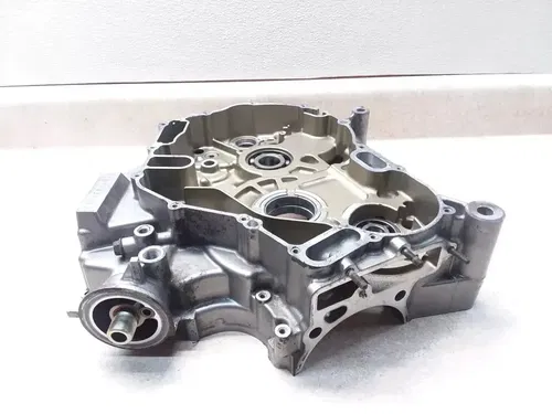 2006 Suzuki V-Strom DL-1000 Right Engine Case Crankcase Half PJ-12