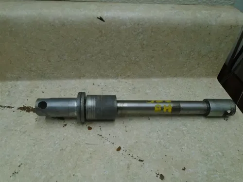 Honda 360 CL SCRAMBLER CL360 Front Axle 1974 HB556