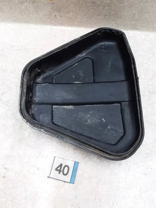 Honda XR100-R XR80-R 1980s 1990s Air Box Filter Case Cover #40 ANX ARP E19
