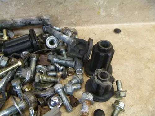 Yamaha 650 XJ MAXIM XJ650-H Used Misc Frame Bolts Hardware 1981 Vintage YB86