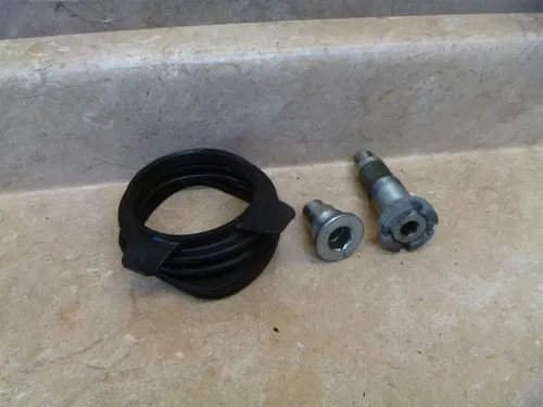 Honda 500 VT SHADOW VT500 Used Swingarm Drive Joint Boot Cover & Bolts 1984 HB75