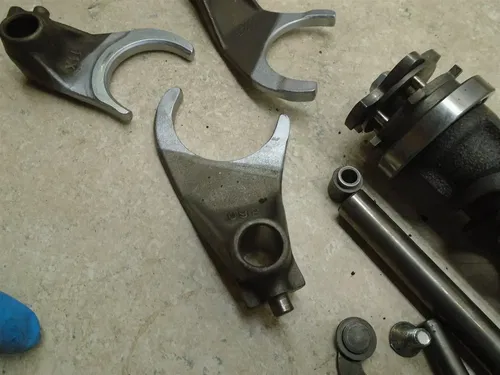 Honda 900 CB CUSTOM CB900-C Used Engine Shift Drum Forks 1982 HB268