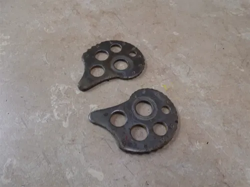 Yamaha 200 XT XT200 Used Rear Chain Adjuster Pair 1982 YB127