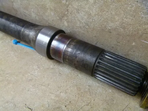 Kawasaki 300 KLF BAYOU KLF300-B1 Used Right Wheel Axle 1988 #KB25