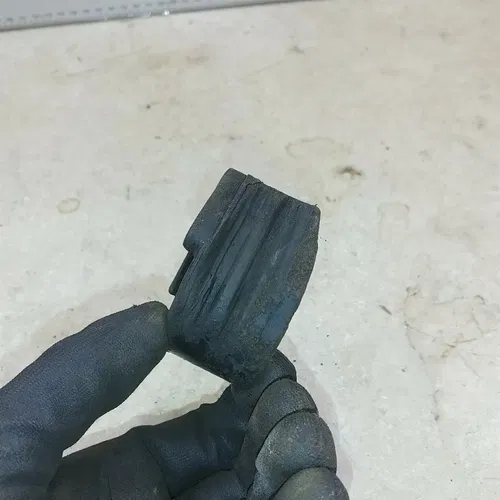 Suzuki 250 PE PE250 ENDURO Used Swingarm Guide 1977 ANX B-27
