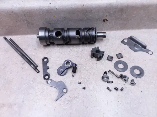 Suzuki T350 Twin 350 Rebel Engine Gear Shift Drum Mechanism Lot 1972 ANX-C