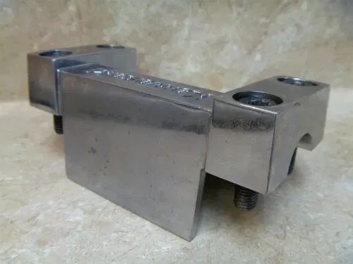 Kawasaki 750 VN VULCAN VN750 Used Bar Clamp 2003 KB37
