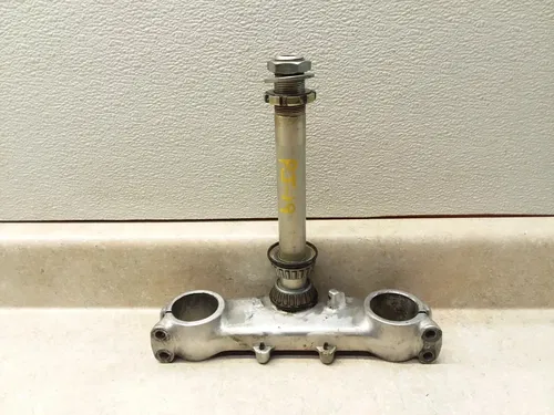 VTG 1983 Honda XR500 XR500R Steering Stem Triple Tree Fork Clamp Bridge PJ-19