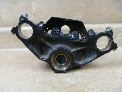 Honda 900 CB CUSTOM CB900-C Used Upper Triple Bar Mounts 1981 #HB51 Vintage
