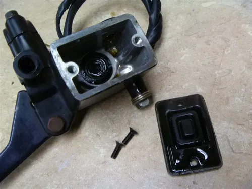Suzuki 250 LT-F250 LTF 250 OZARK Used Front Brake Master Cylinder 2004 #SB1
