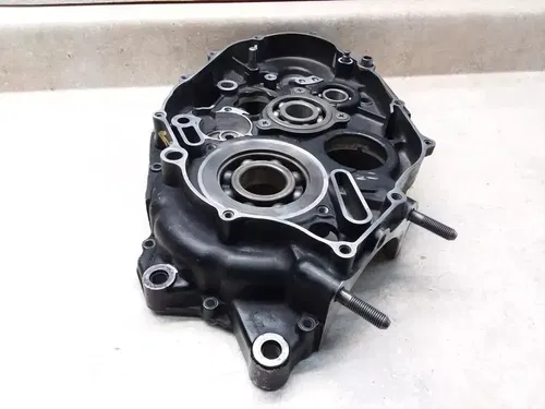 1984 Yamaha TT600 TT 600 Engine Case RIGHT Crankcase Half PJ-3