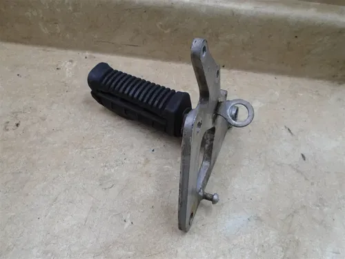 Suzuki 500 GS GS500 Used Right Front Footpeg Unit 1993 SB107
