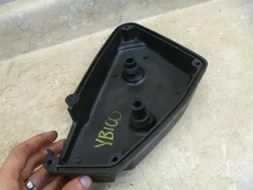 Yamaha 920 XV VIRAGO XV920-R Used Air Filter Box Cover 1982 YB100