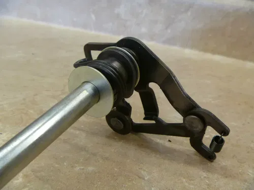 Yamaha XT 125 XT125 Dual Sport Used Engine Gear Shift Shaft 1983 ANX B-16
