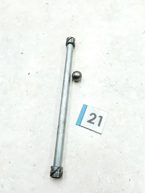 Yamaha 600 TT600 Engine Clutch Push Rod 1984 #21 ANX B213