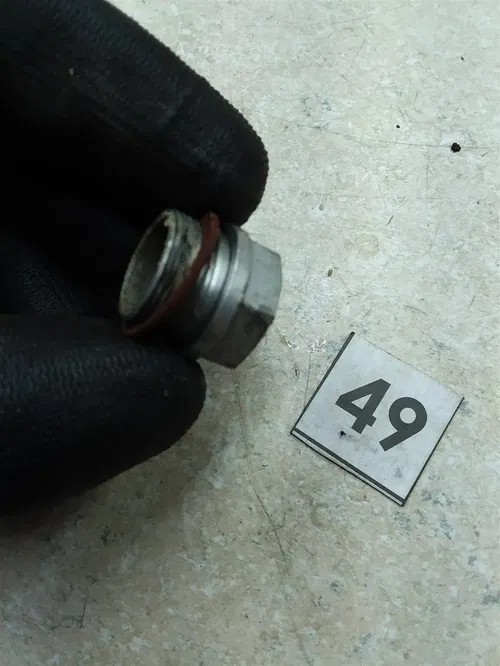Husqvarna 250 WR250 HUSKY Engine Float Bowl Drain Screw 1976 VTG #49 ANX B215