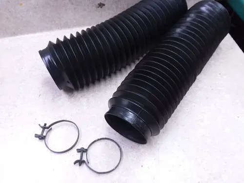 Yamaha 225 XT XT225 Front Fork Rubber Cover Boot Pair w/Clamps OEM 2003 ANX-C45
