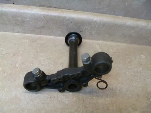 Suzuki 100 DS DS100 Used Steering Stem 1980 SB50