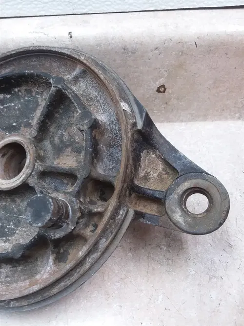 Yamaha YZ465 YZ250 Rear Wheel Brake Plate 1980 1981 Good #58 ANX ARP E13
