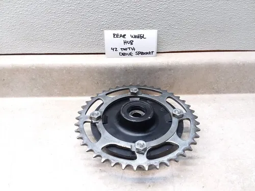 VTG 1986 Yamaha XT 600 XT600 Rear Wheel Hub & Drive Chain Sprocket ANX-C60