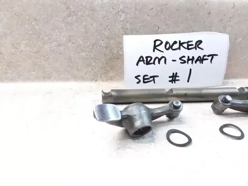 VTG 1982 Yamaha XT550 XT 550 Engine Rocker Arm & Shaft Set #1 PJ-16