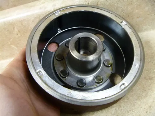 Honda 750 VF V45 SABRE VF750-S VF 750 S Engine Flywheel 1982 HB112