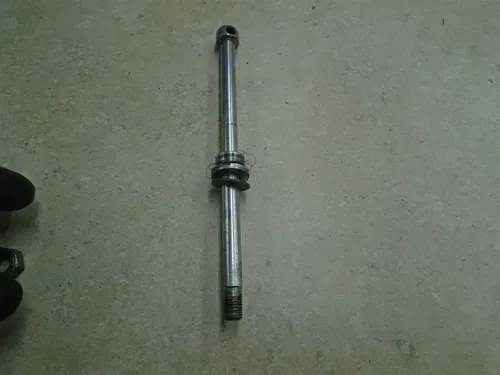 Kawasaki 100 KD KD100M KD100 Used Front Wheel Axle 1977 KB94