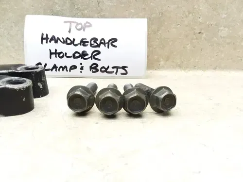 VTG 1982 Yamaha XT550 XT 550 Top Handlebar Mount Holders & Bolts PJ-16