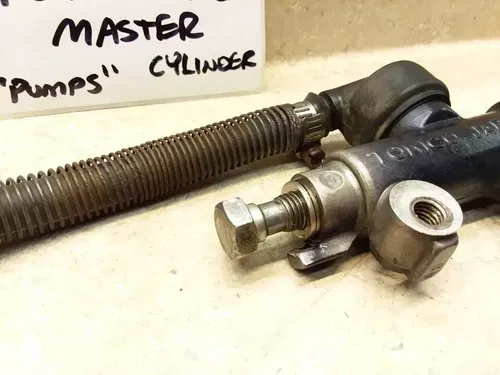 1982 Kawasaki KZ 750 KZ750-N Spectre Rear Brake Master Cylinder Reservoir PJ-10