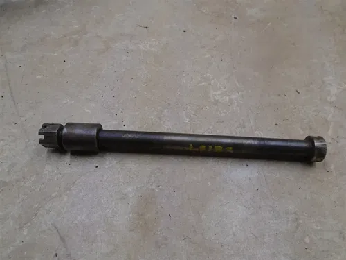 Suzuki 250 TS SAVAGAE TS250 Rear Axle 1970 SB139