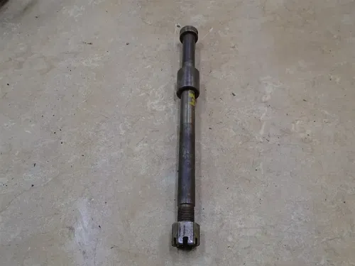 Suzuki 250 TS SAVAGAE TS250 Rear Axle 1970 SB139